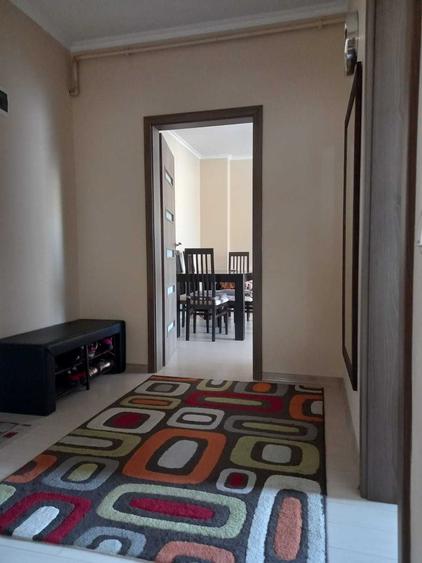 Apartament cu 2 camere decomandat în Exterior Vest