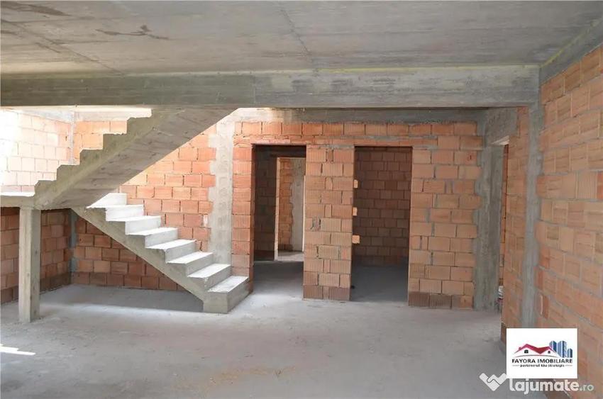 Casă cu 4 camere cu Teren 500 Mp în Sângeorgiu de Mureș