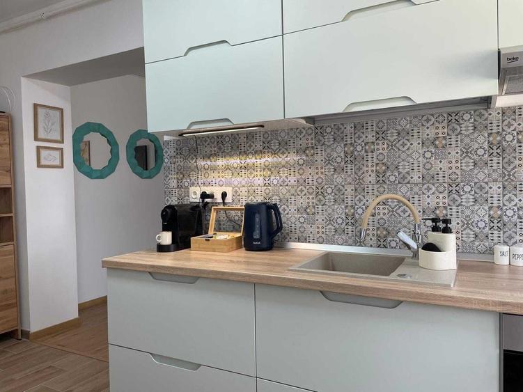 Apartament cu 2 camere decomandat în Central