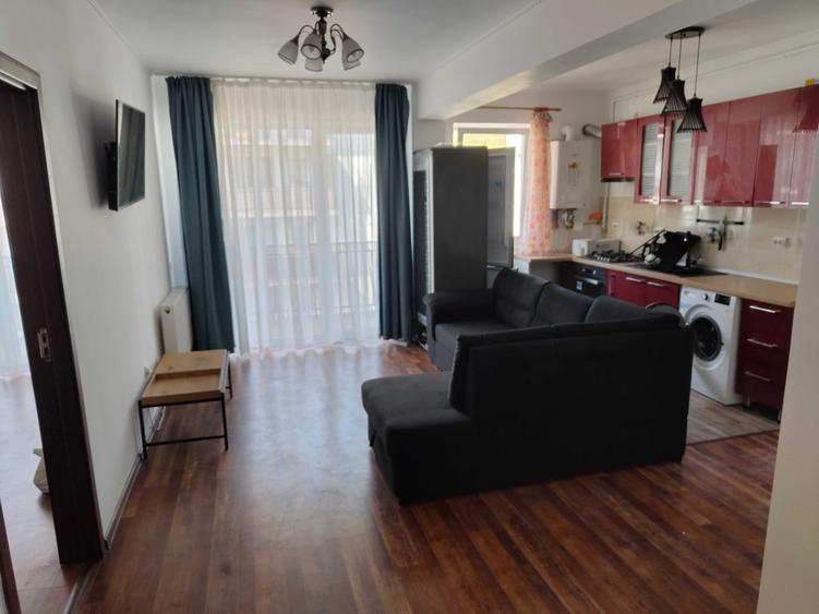 Apartament cu 3 camere nedecomandat în Florești