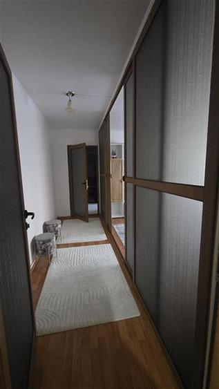 Apartament cu 2 camere decomandat în Rovine