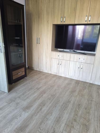 Inchiriez apartament 2 camere , metrou Titan - 6