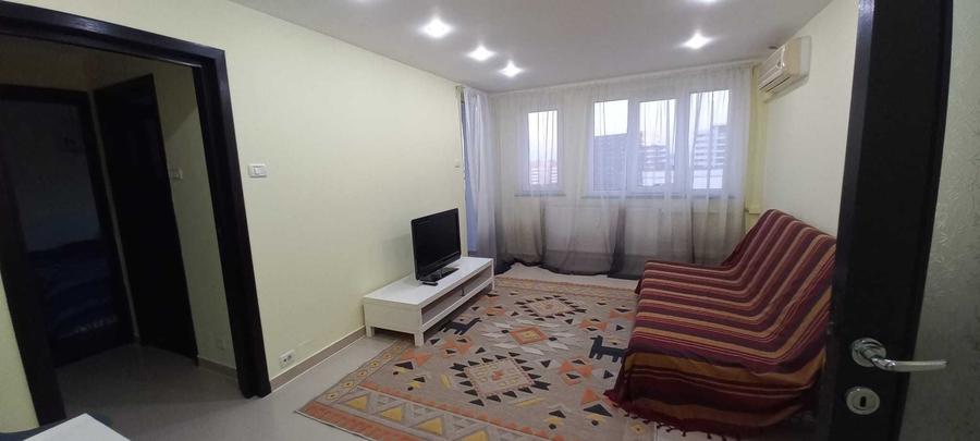 Apartament cu 2 camere semidecomandat în Titan