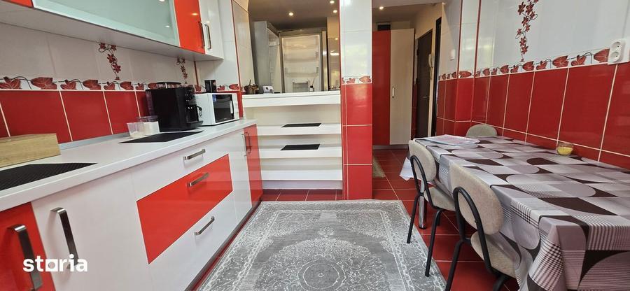 Vanzare apartament 3 camere, ETAJ 1 , micro 3 Targoviste - 6