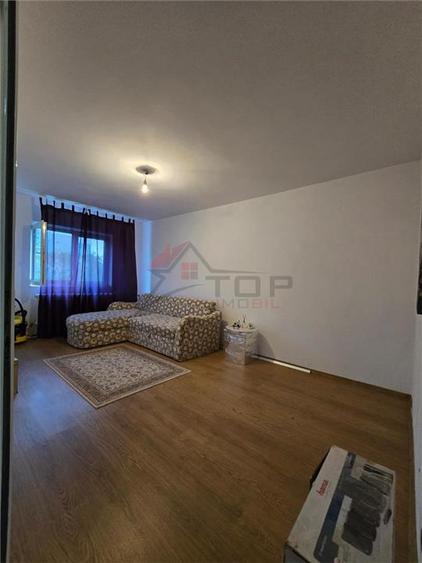 Apartament cu 2 camere decomandat în Dacia