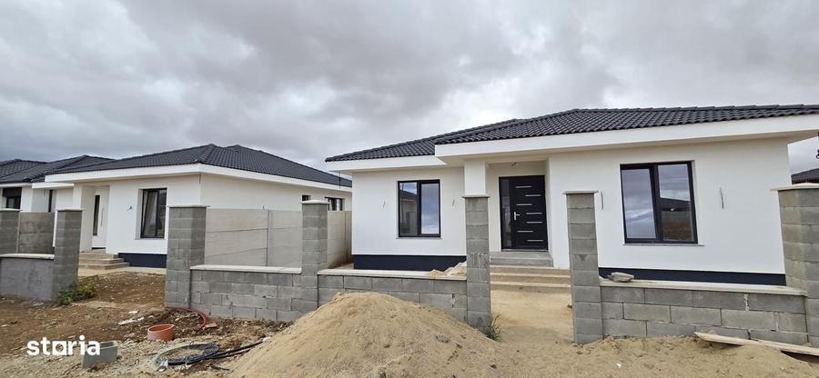 Casa Noua De Vanzare In Santandrei 155.000 La Cheie - 7
