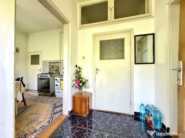 Casă cu 3 camere cu Teren 332 Mp în Lunei
