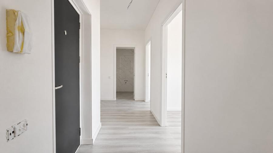 Apartament cu 3 camere semidecomandat în Bragadiru