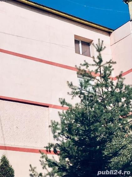 Apartament cu 2 camere decomandat în Precista