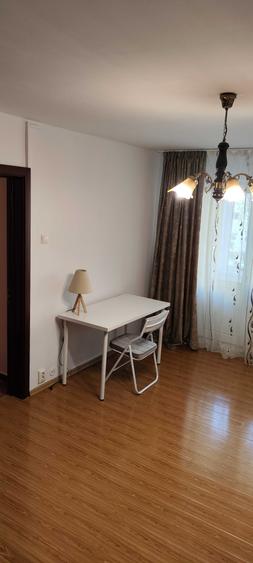 Apartament cu 2 camere decomandat în Păcii