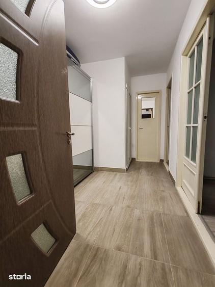 Apartament cu 2 camere, mobilat în Central