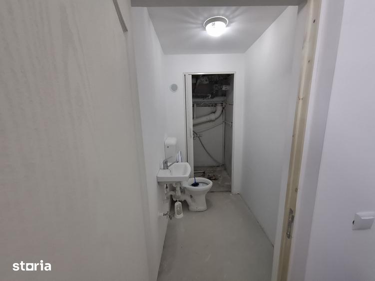 Spațiu comercial, de 200 mp, în Mioriței