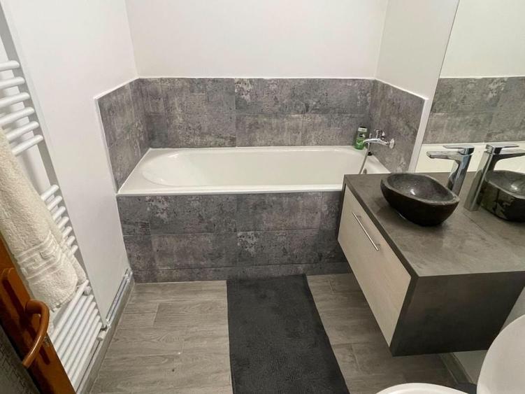 Apartament cu doua camere - 2