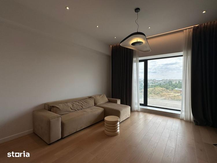 Apartament cu 3 camere în Tei