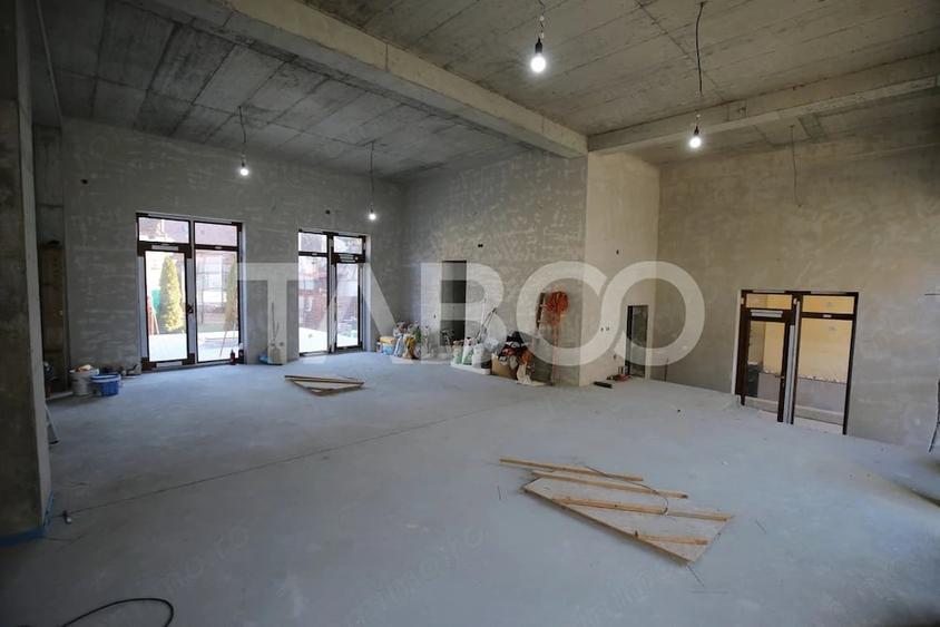 Spațiu comercial, de 270 mp, în Central