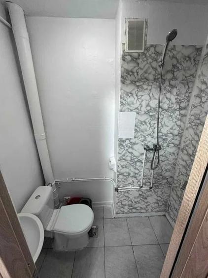 Garsonieră decomandată în Podu Roș
