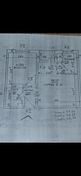 Apartament cu 2 camere semidecomandat în Berceni