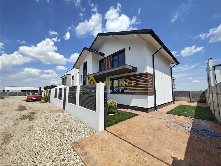 Casă individuală cu 5 camere cu Teren 259 Mp în Berceni