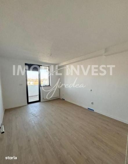 Apartament cu 5 camere, scara interioara, 4 bai, finisaje moderne - 6