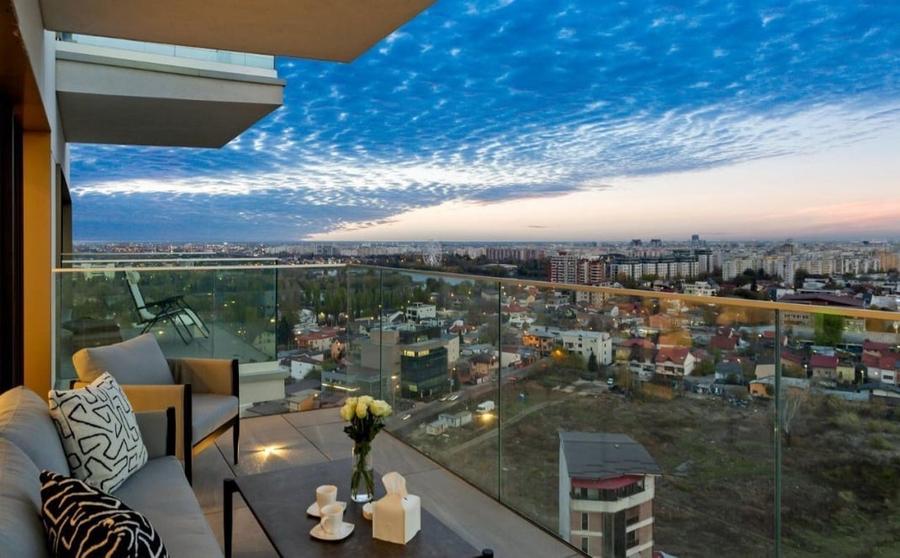 Apartament cu 3 camere semidecomandat, mobilat în Floreasca