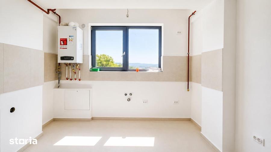 Apartament cu 3 camere decomandat în Mircea cel Bătrân