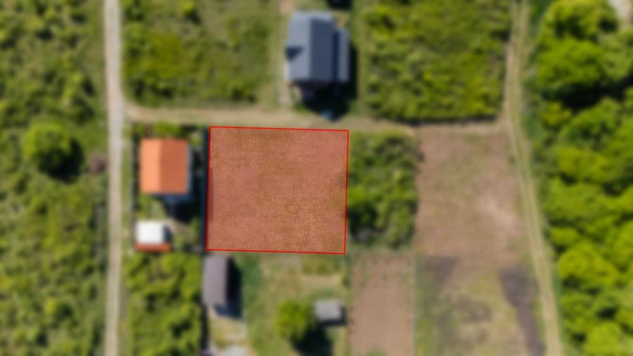 Casă cu Teren 1020 Mp în Central
