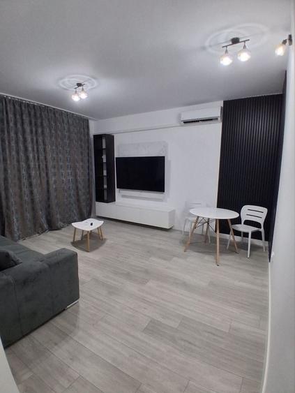 Apartament cu 2 camere decomandat în Olteni