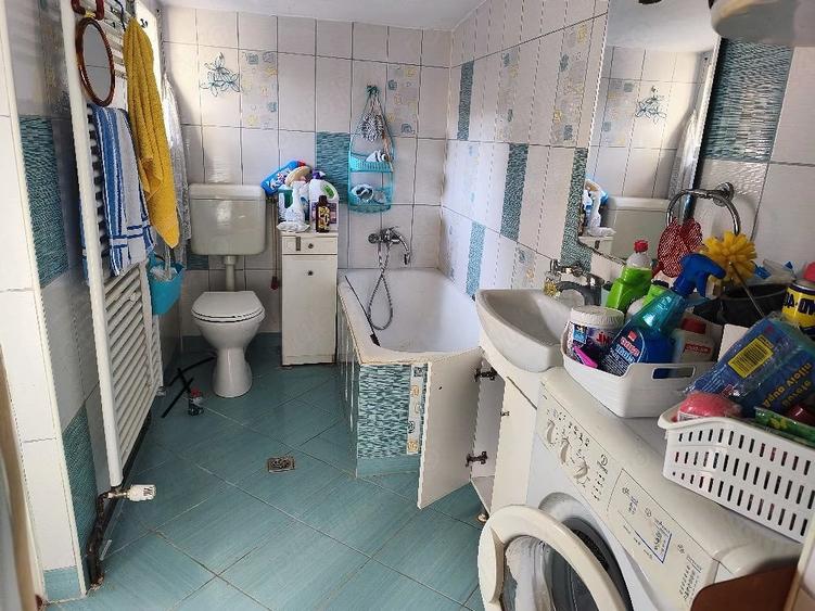 Casă cu 2 camere cu Teren 200 Mp în Central