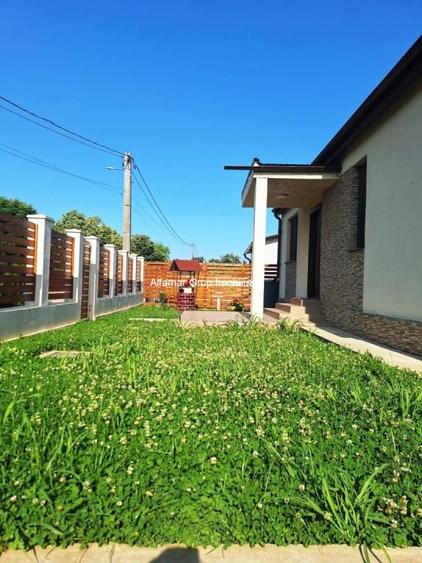 Casă individuală cu 2 camere cu Teren 500 Mp în Periș