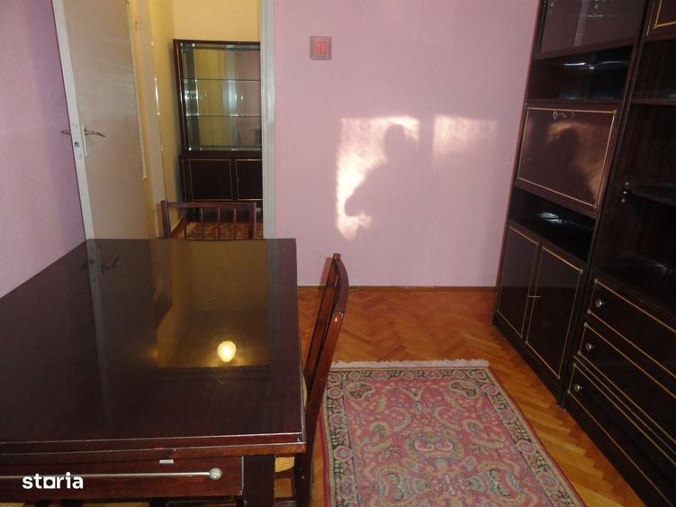 Apartament cu 4 camere în Central