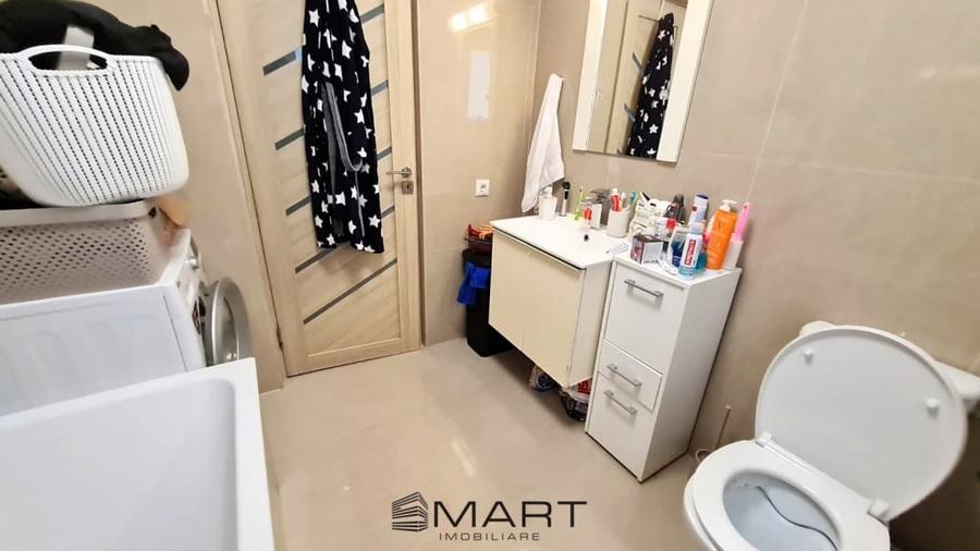 Apartament cu 3 camere decomandat, mobilat în Sud