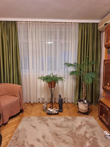 Apartament cu 3 camere decomandat în Țiglina 2