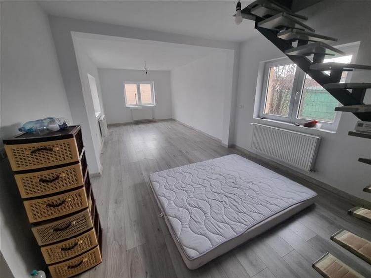 Casă individuală cu 4 camere cu Teren 300 Mp în Sâncraiu de Mureș