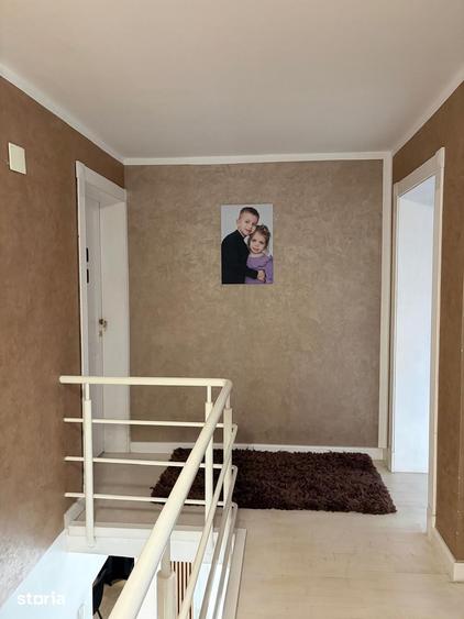 Casă cu 3 camere cu Teren 230 Mp în Burdea