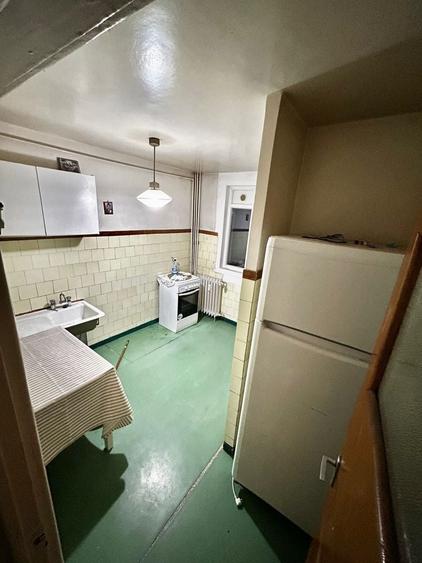 Apartament cu 2 camere decomandat în Titan