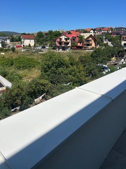 Apartament cu 2 camere nedecomandat în Dâmbul Rotund