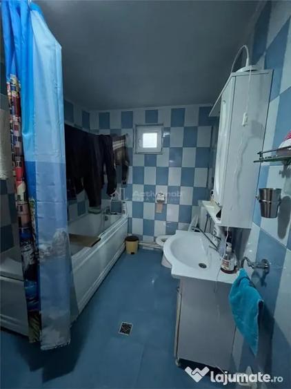 Casă cu 3 camere cu Teren 370 Mp în Smârdan