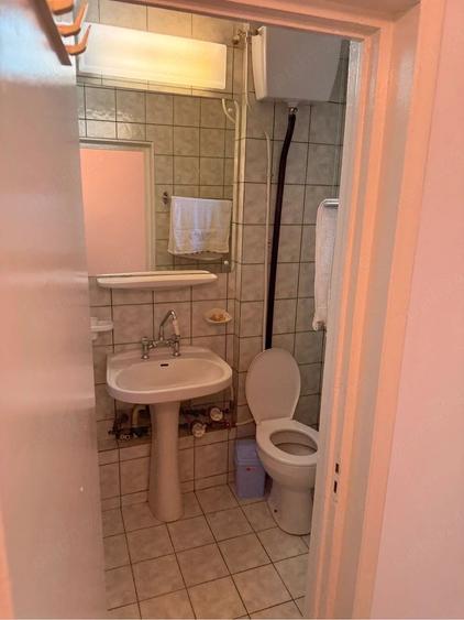 Apartament cu 3 camere decomandat în Dristor