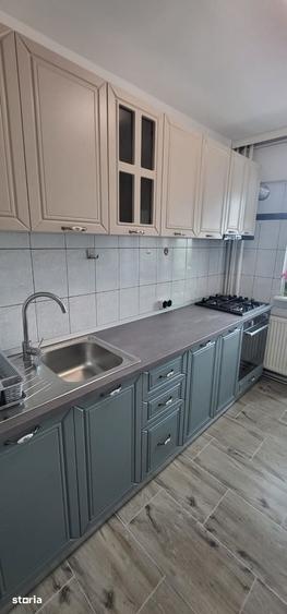 Apartament cu 3 camere decomandat în Militari