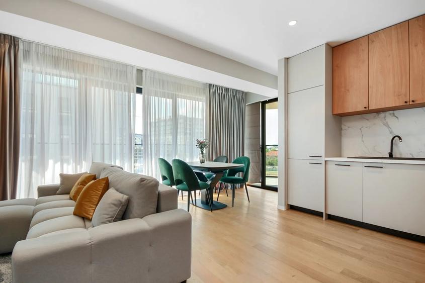 Apartament cu 3 camere decomandat în Floreasca