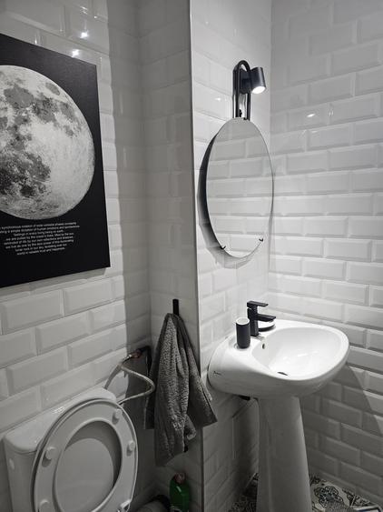 Apartament cu 3 camere semidecomandat în Titan