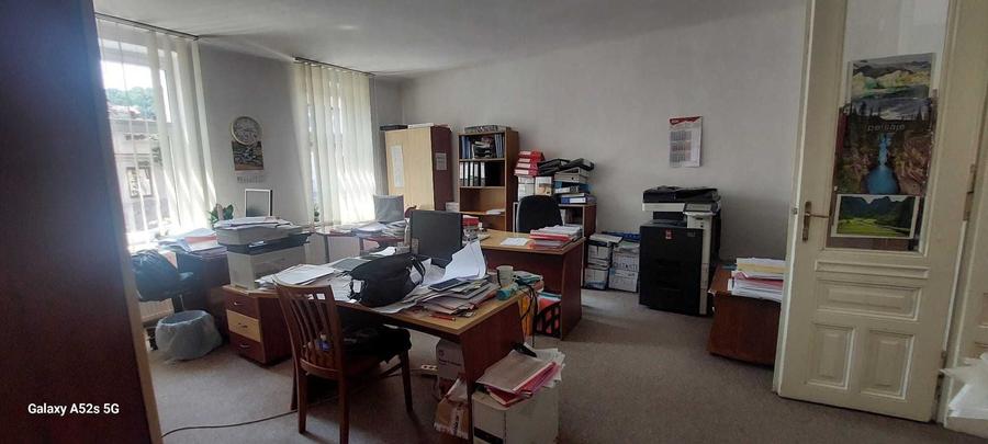 Spațiu comercial, de 80 mp, în Drumul Carului