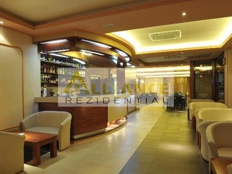Spațiu comercial, de 1,000 mp, în Berceni