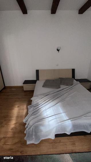 Garsonieră decomandată în Schei