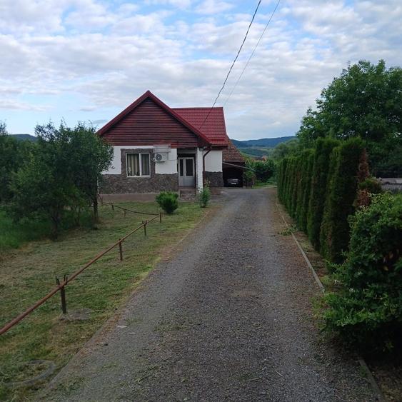 Casă cu 3 camere în Central