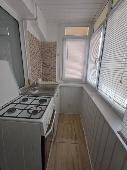 Apartament cu 2 camere decomandat în Ultracentral