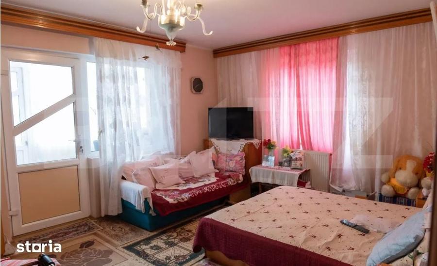 Casă cu 5 camere cu Teren 330 Mp în Micro 13