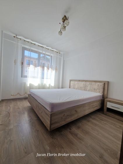 Apartament cu 2 camere decomandat în Cug
