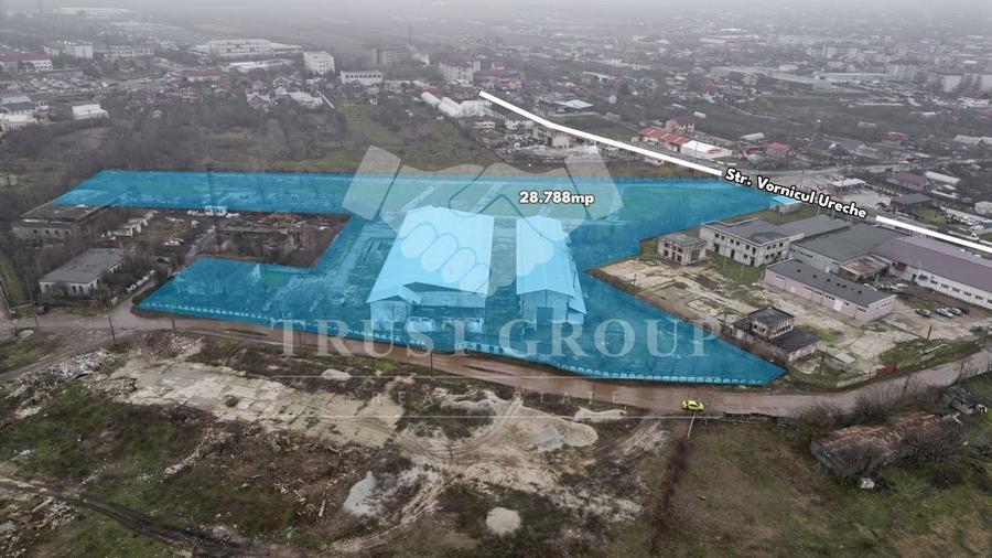 Teren Construcții intravilan de 28788 mp, în Est