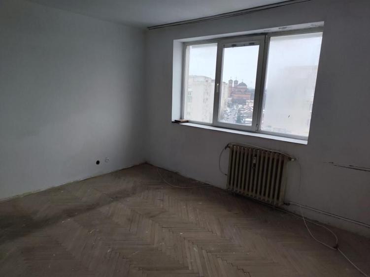 Apartament cu 2 camere semidecomandat în Cina